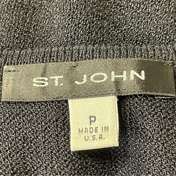 ST. JOHN Knitted Tank Top in Black - Picture 6 of 7